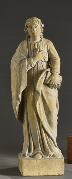 null Saint Jean sur son socle Pierre sculptée
Début du XVIIIe siècle
H. 57 cm MR...
