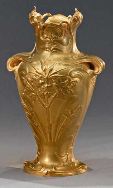 Furcy RAMBAUD (actif vers 1900) - SOUDANAS, DESPREZ & JADOUIN Collaborateurs Bec-de-grue
Vase...