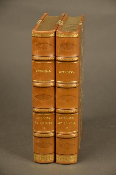 null STENDHAL (Henry Beyle). LE ROUGE ET LE NOIR. PARIS, CYRAL, 1927. Deux volumes,...