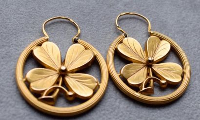 null Paire de boucles d'oreille de forme ronde en or jaune 750 millièmes ajouré,...