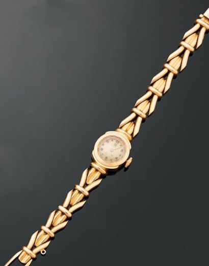 OMEGA Montre-bracelet de dame, en or jaune 750 millièmes, la montre de forme ronde,...