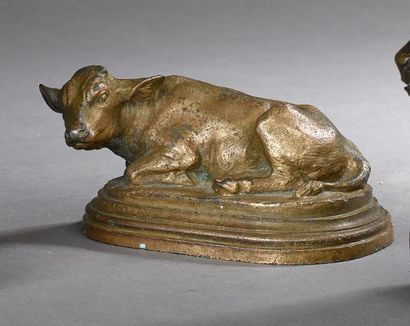 Isidore BONHEUR (1827-1901) Veau couché
Bronze signé sur la terrasse
H. 5,5 cm -...