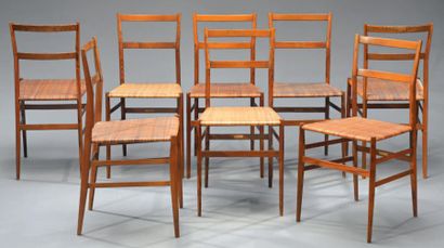 Gio PONTI (1891-1979) - Édition ancienne CASSINA 
Suite de huit chaises 699 «Superleggera»
Structure...