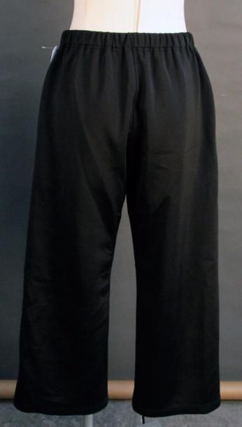 null COMME DES GARCONS Pantalon en polyester et polyurétane noir, taille froncée,...