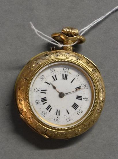 Bijoux - Joaillerie Une montre de col en or jaune 18K (750) numérotée 10623, le cadrand...