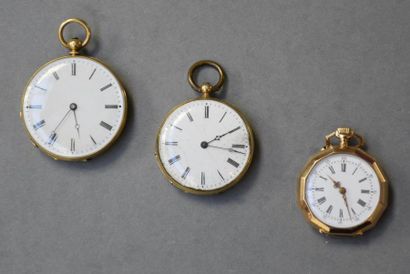 Bijoux - Joaillerie Lot comprenant : - une montre de gousset en or jaune 18K (750/°°),...