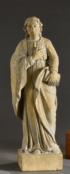 HAUTE EPOQUE Saint Jean sur son socle Pierre sculptée Début du XVIIIe siècle H. 57...