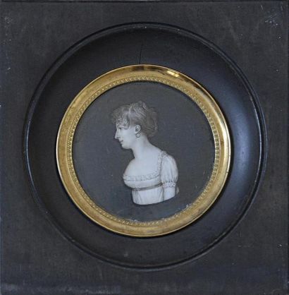 École FRANÇAISE de la fin du XVIIIe siècle ** Portrait de la comtesse de la Myre,...