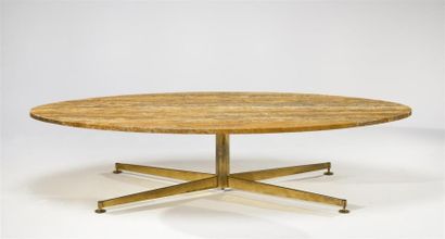 Michel KIN (XXe siècle) - Édition Arflex Table basse à plateau ovale en marbre, piétement...
