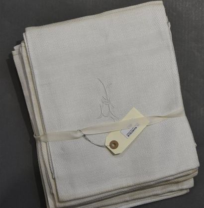 null Douzaine de serviettes à mains, vers 1900
Lin façonné à petit dessin géométrique,...