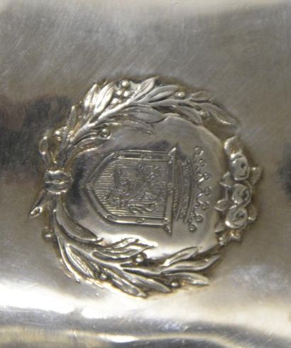 null Verseuse couverte «de voyage» à manche droit en argent
Paris, 1798-1808
Maître-Orfèvre:...