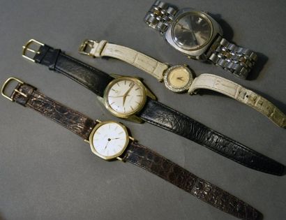 MONTRES Lot composé de : - OMEGA Montre-bracelet d'homme, modèle automatic Seamaster,...