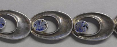 Bijoux - Joaillerie Collier en argent (800/°°) composé de maillons ovales, chacun...