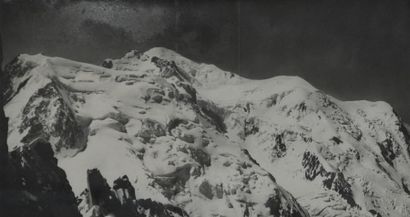 PHOTOGRAPHIE Roland GAY-COUTTET (1925-2002) Panoramique du Mont-Blanc Tirage argentique...