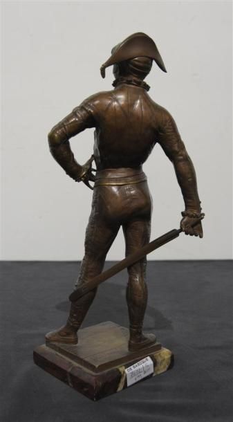 null Emile LAPORTE (1858-1907) Arlequin Bronze à patine brune, signé sur la terrasse...