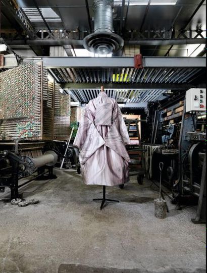 Pascal HUMBERT & Isabelle MOULIN 

Kimono en soie à décor imprimé 

Pièce réalisée...