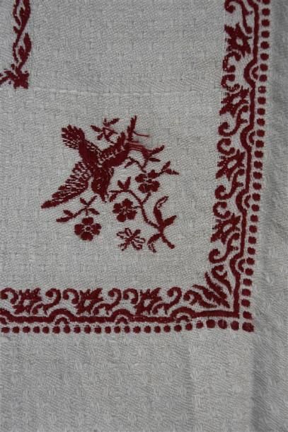 Archives textiles - Etoffes - Papiers peints Service à thé, nappe et douze serviettes...