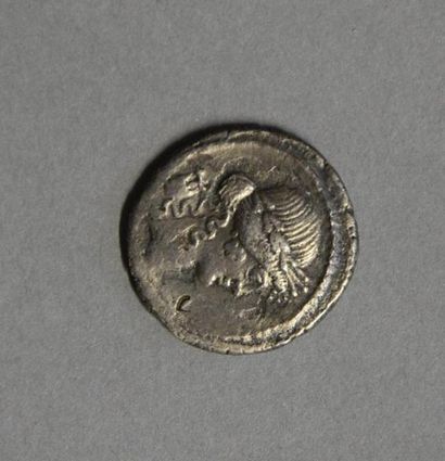 Monnaies - Médailles - Sceaux République romaine, P. Clodius, denier TB 