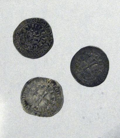Monnaies - Médailles - Sceaux Charles V : 3 blancs au K, Dy 363, 2,2 g chacun, T...