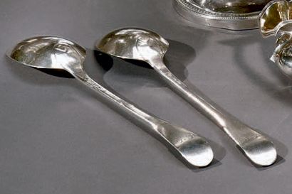 null Paire de cuillères à ragoût en argent modèle uniplat, les spatules gravées «...