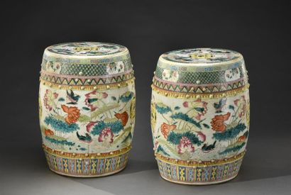 Art d'Asie CHINE, Canton - Fin du XIXe siècle Paire de tabourets de forme tonnelet...