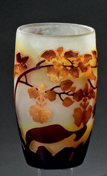 Établissements GALLÉ (1904-1936) Orchidées tigrées
Vase cornet à très large col annulaire.
Épreuve...