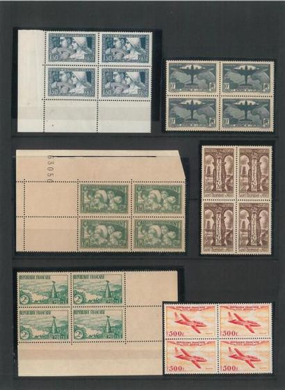France Ensemble de timbres neufs * * principalement en bloc de quatre dont: N°147...