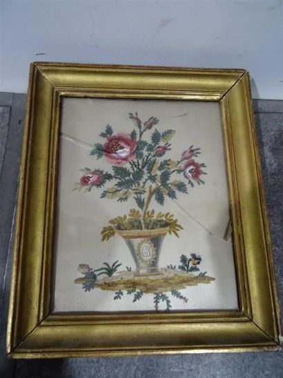 Archives textiles - Etoffes - Papiers peints École FRANÇAISE du XIXe siècle Bouquet...