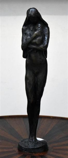 Kees VERKADE (né en 1941) Maternité
Épreuve en bronze à patine brune, signée et datée...