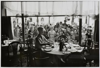 FRANÇOIS GRAGNON (NÉ EN 1929) Tippi Hedren, Cannes 1963
Tirage argentique postérieur,...