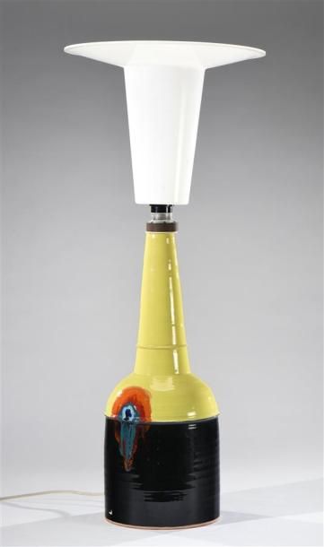 Bjorn WIINBLAD (1928-2006) - ROSENTHAL Pied de lampe en céramique émaillée jaune...