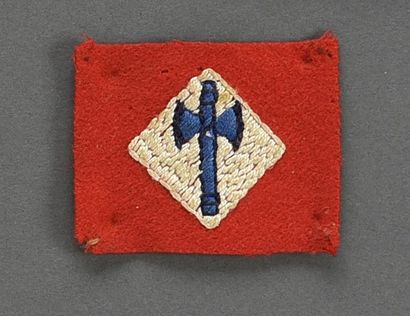 Armes - Décorations - Militaria FRANCE Insigne de la Ligue Française Rectangle rouge...