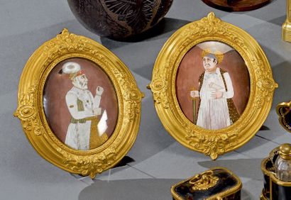Indes Portraits en paire de deux maharajas
Aquarelles à rehauts or.
Deuxième moitié...