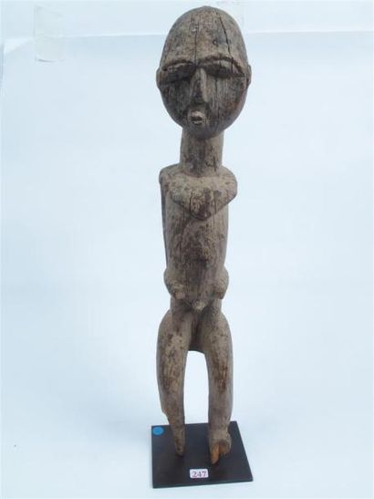 null Statue Lobi Burkina Faso H. 51 cm AES Statuette Lui sculptée dans un bois lourd....