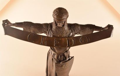 null Emmanuel FREMIET (1824-1910) Credo - 1887 Bronze à patine médaille, titré, signé...