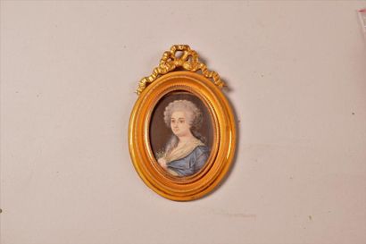 null Ecole FRANCAISE, XIXe siècle Portrait de Marie-Antoinette Miniature ovale sur...