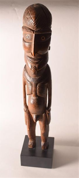 null Statue Moai Tangata Île de Pâques
H. 45 cm
Statuette figurant un personnage...