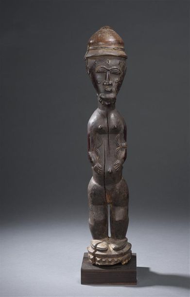 null Statue Baoulé
Côte d'Ivoire
H. 51 cm

Provenance:
Galerie Maine Durieu

Ancienne...