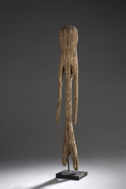 null Statue Moba en terre-cuite
Togo
H. 52 cm
Soclée