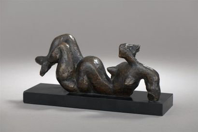 Henri Laurens (1885-1954) ** Métamorphose, 1940
Épreuve en bronze patiné, signée...