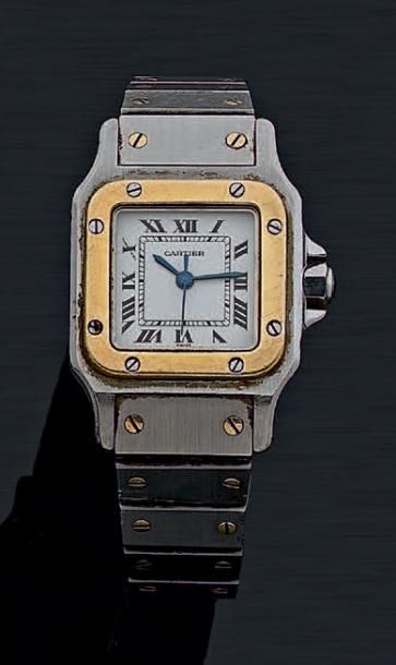 null CARTIER, modèle Santos

Montre-bracelet de dame, en métal et or jaune 750 millièmes,...