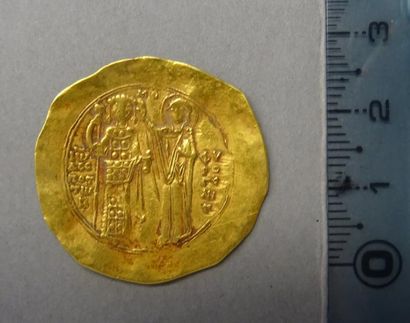 Monnaies - Médailles - Sceaux EMPIRE BYZANTIN Jean II Comnène (1138-1143), Hyperpyron...