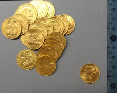 Monnaies - Médailles - Sceaux FRANCE Lot de pièces de 20 Francs or - 14 x 1911 -...