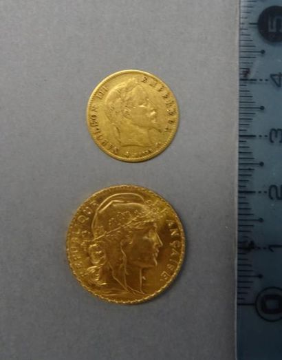 Monnaies - Médailles - Sceaux Lot composé : d'une pièce de 20 Francs or, au Coq,...