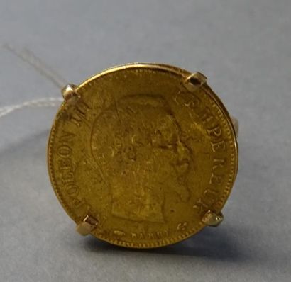 Bijoux - Joaillerie Bague en or jaune 18K (750/°°) ornée d'une pièce de 10 Francs...