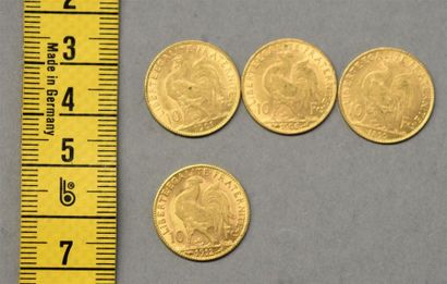 null FRANCE Quatre pièces de 10 Francs en or 1899-1901-1906-1912 Poids 12,8 g
Lot...