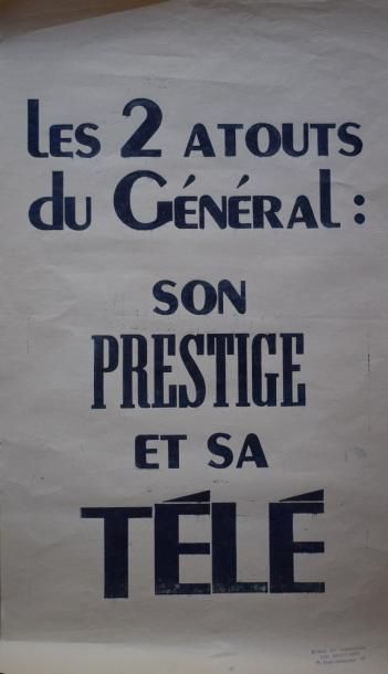 null 
Lot de quatre affiches comprenant :


- "Les 2 Atouts du général : son prestige...