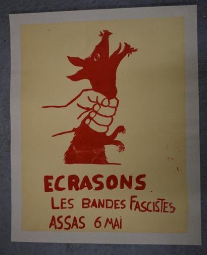 null "Ecrasons les bandes fascistes - Assas 6 mai"

Sérigraphie en rouge sur fond...