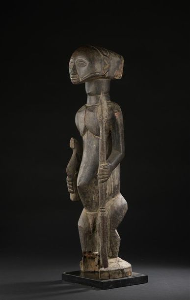 null Importante Statue Hemba
République Démocratique du Congo
H. 73 cm
Publication
Rivière,...