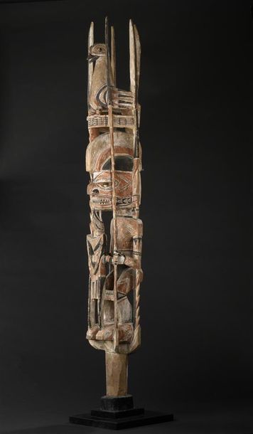 null Sculpture Malagan
Nouvelle-Irlande, Île du Nord
H. 132 cm

Provenance
Collectée...